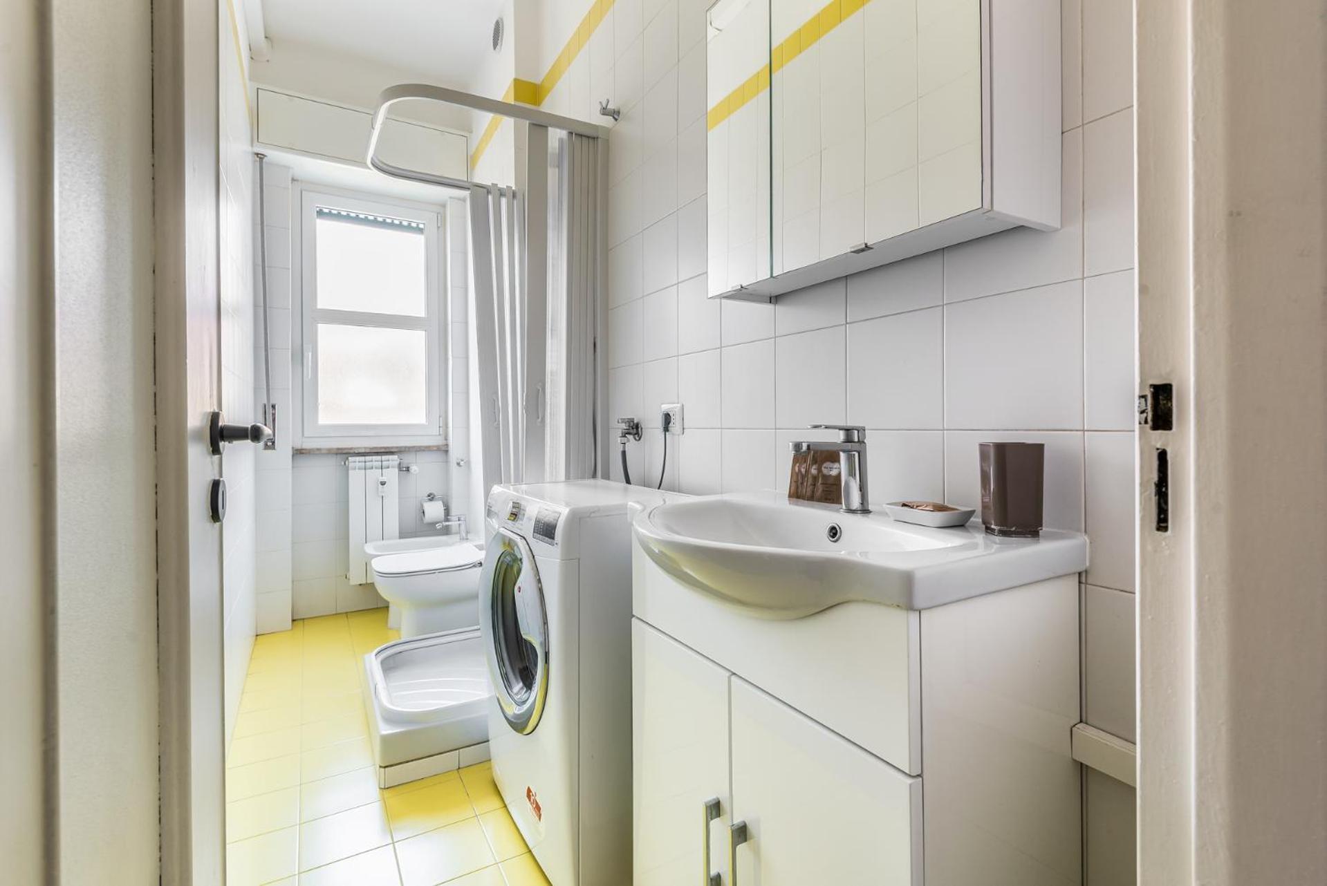 Milano 2 Pax Wi-Fi Via Tartini 13C Apartment Bagian luar foto