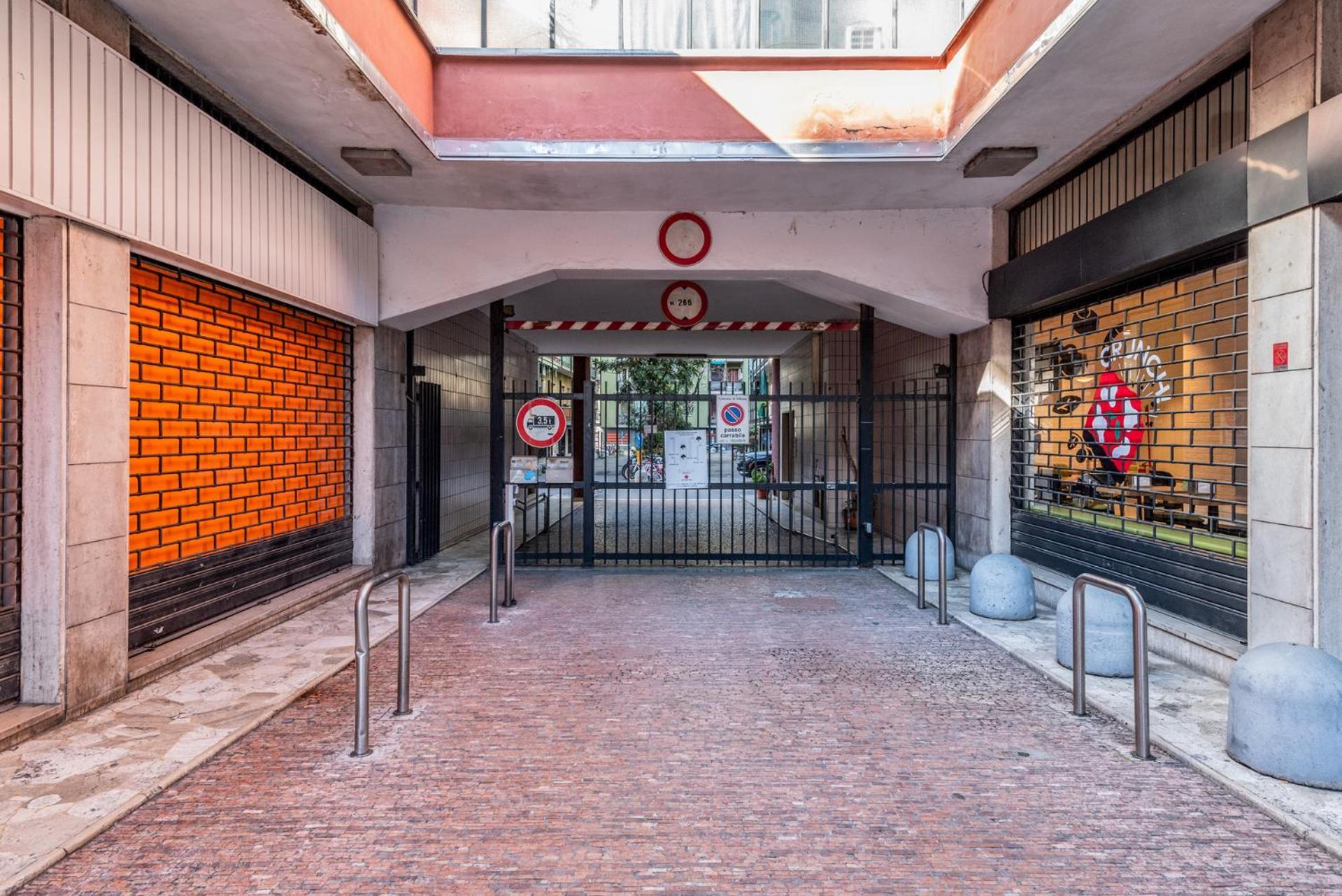 Milano 2 Pax Wi-Fi Via Tartini 13C Apartment Bagian luar foto
